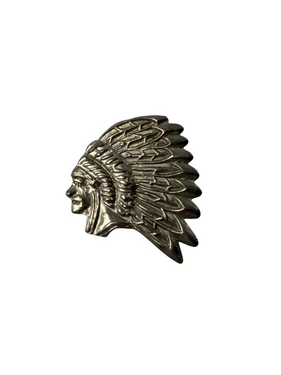 Jewelry - Vintage Silver Tone Native American Head Feathers Chief Lapel Pin Badge Tie Tac